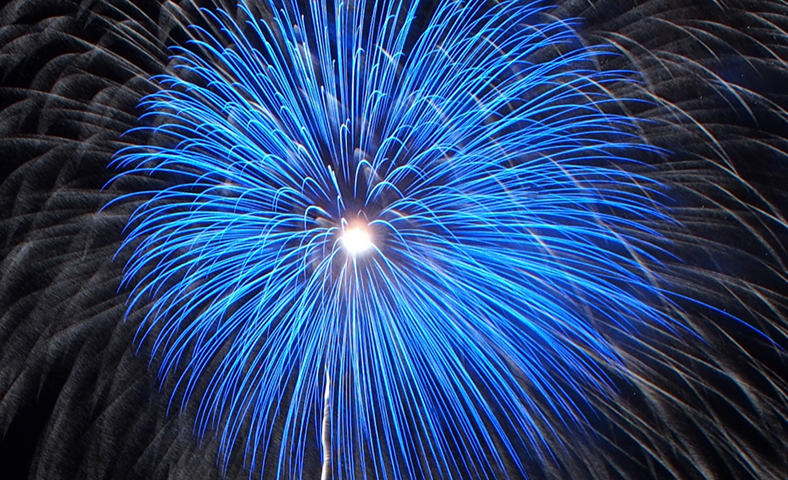 東京ナンバーワンの大玉「尺五寸玉」